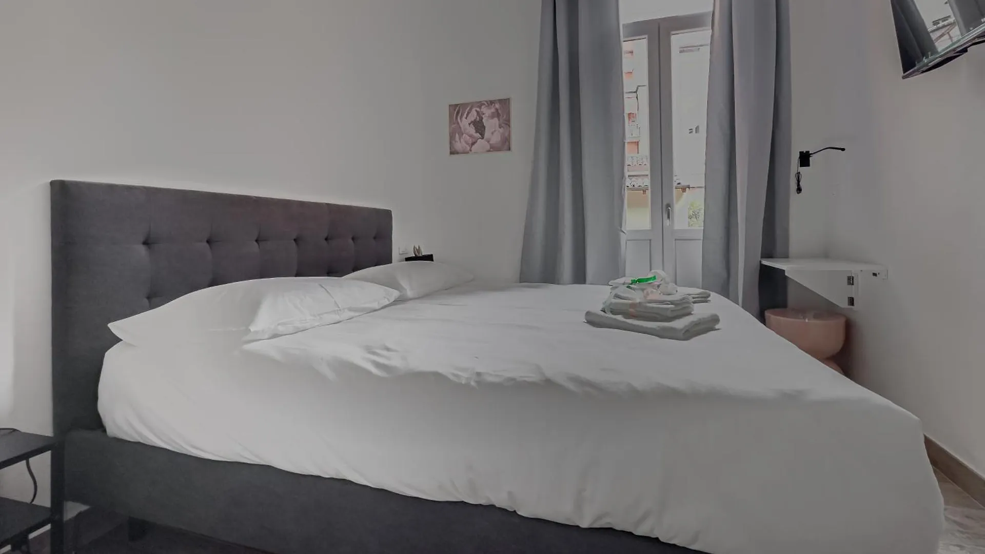 Realkasa Galliera Home & Suites Bolonia Italia