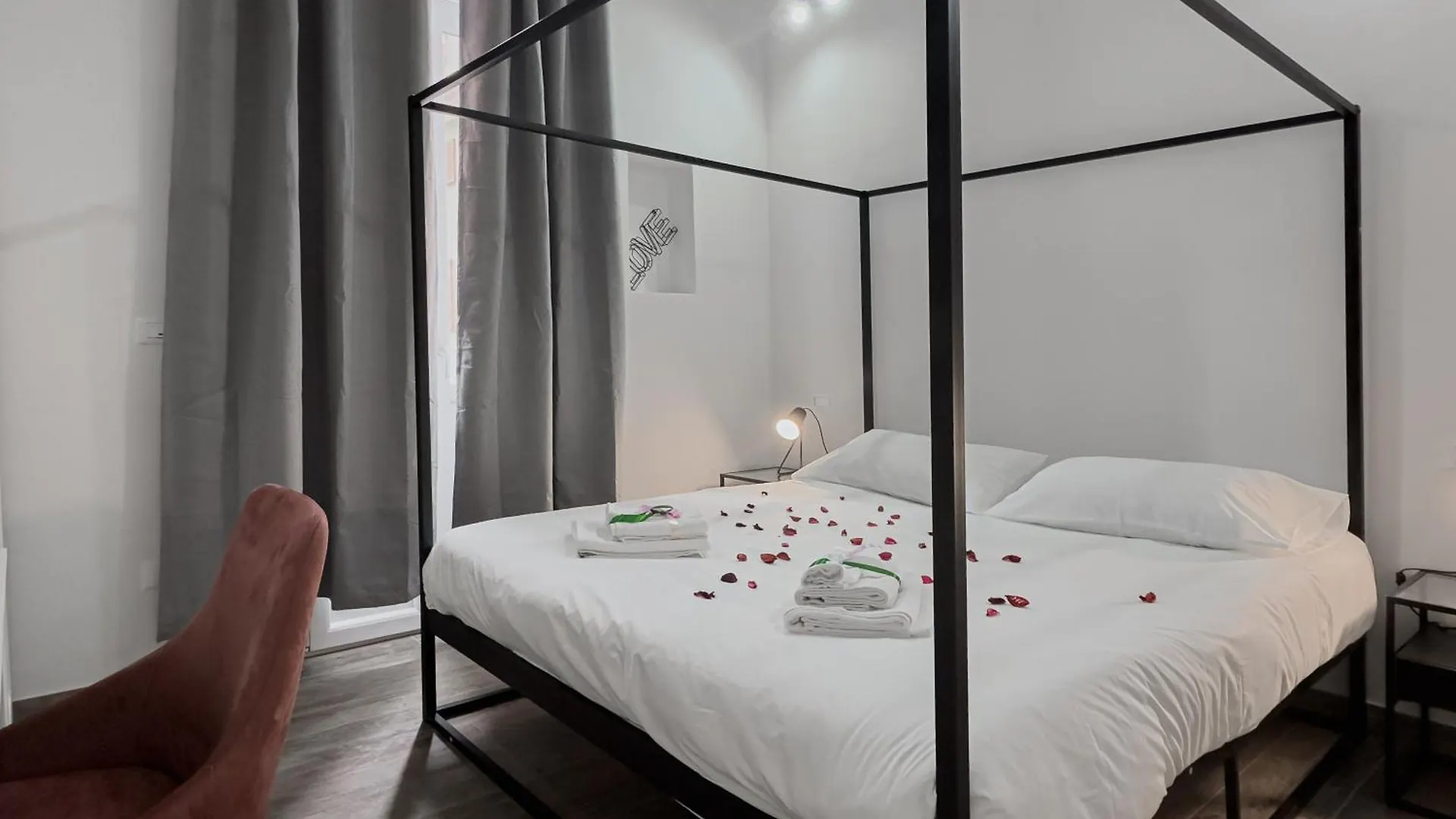 Realkasa Galliera Home & Suites ボローニャ アパート