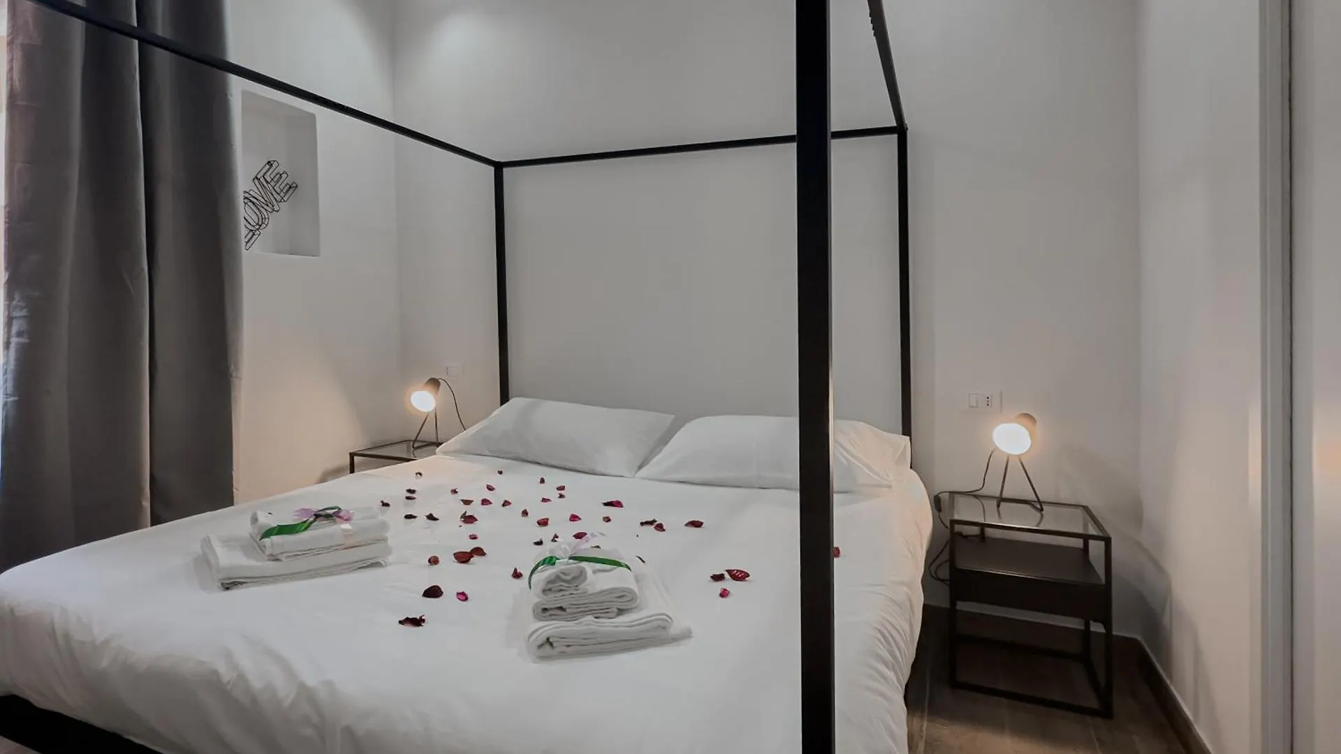 Realkasa Galliera Home & Suites Bolonia Italia