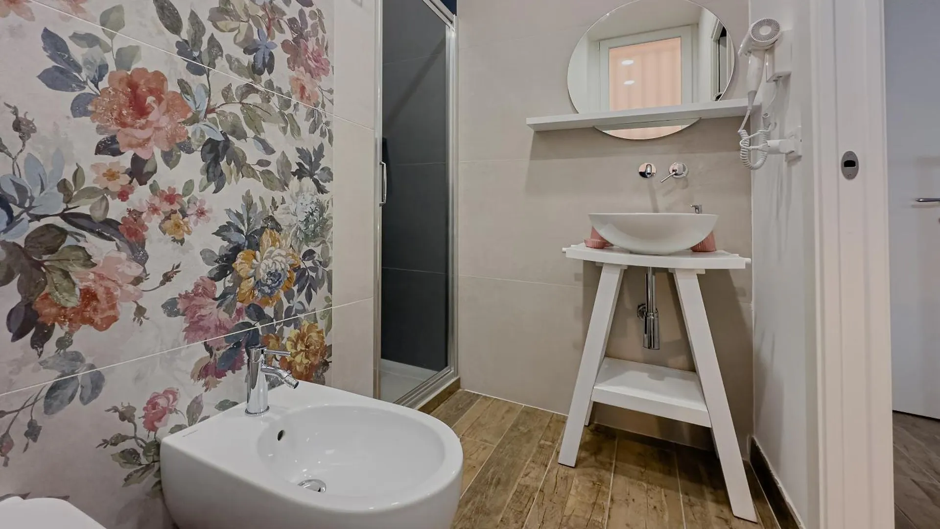 Realkasa Galliera Home & Suites Bolonia