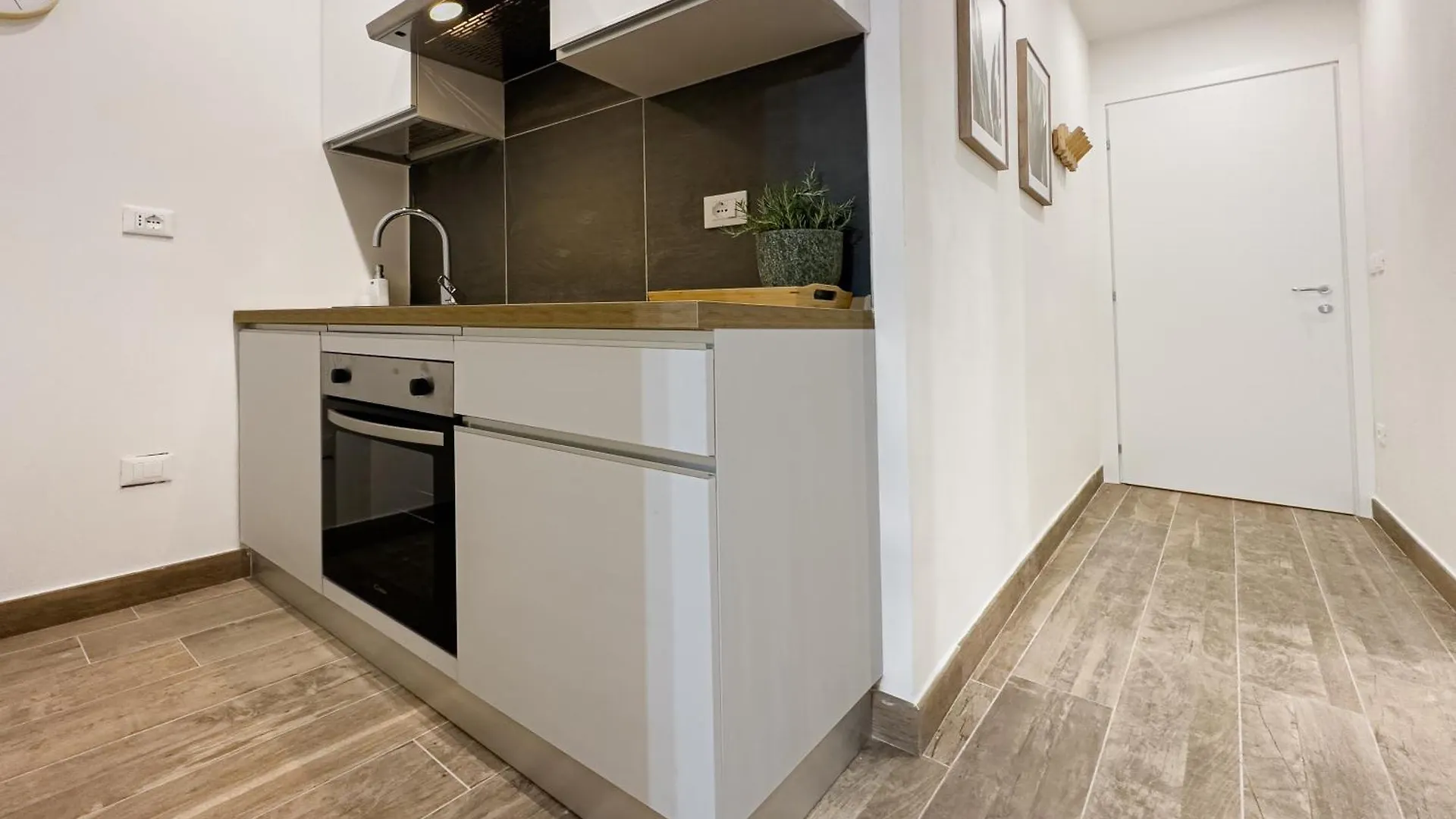 Realkasa Galliera Home & Suites ボローニャ アパート
